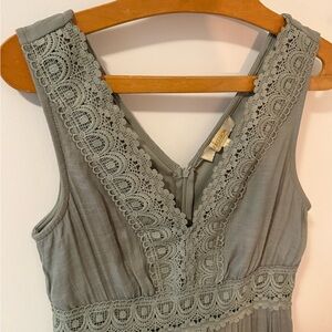 Lace Trim Sleeveless Dress